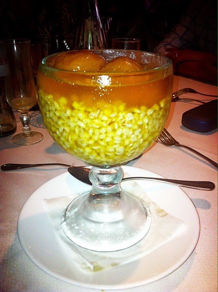 Mote con huesillo